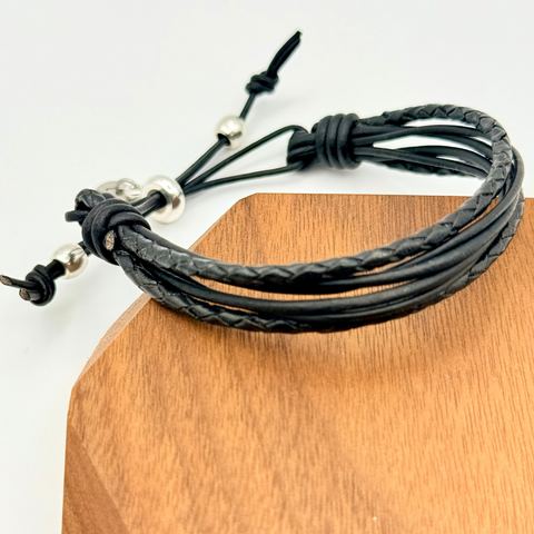 The Kai Adjustable Leather Bracelet – Natural Black